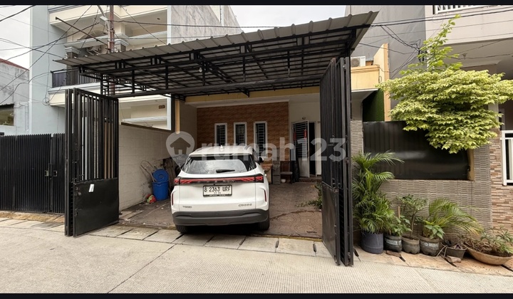 For Sale House in Gading Mas Barat. Kelapa Gading, North Jakarta