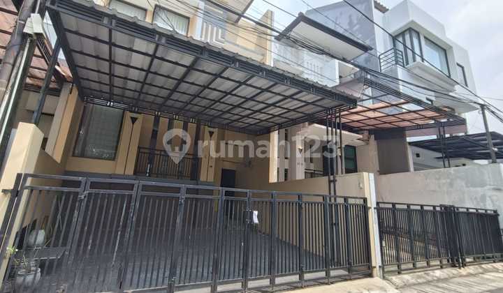 Dijual Cepat Rumah 2.5 Lantai Di Melodi Mas Kelapa Gading Jakarta Utara