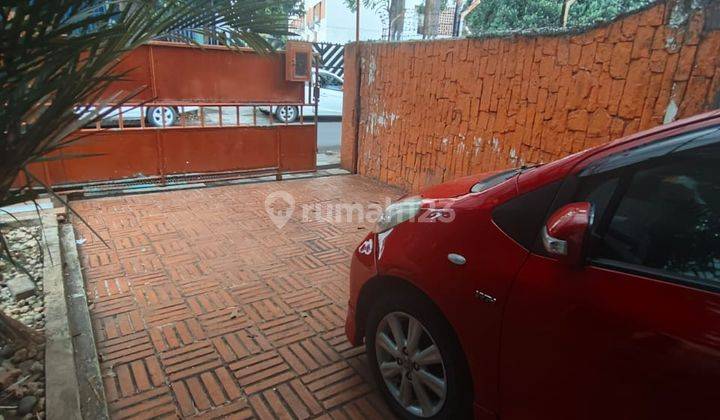 Dijual Rumah Lama Dengan Lokasi Super Prime Di S Parman Jakarta Barat 1