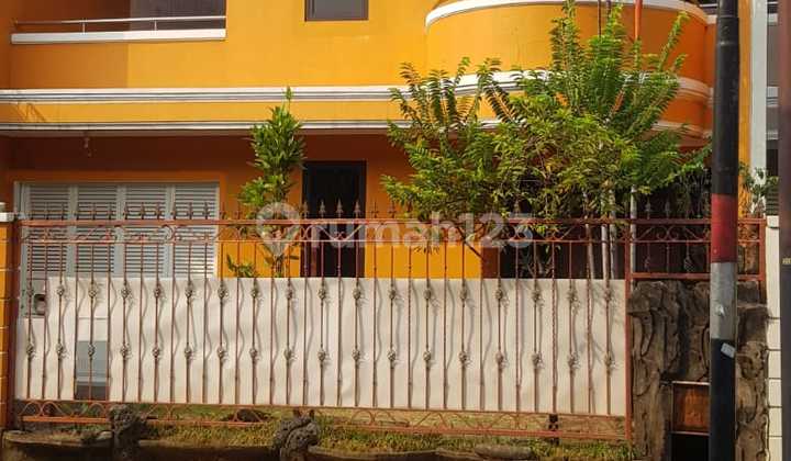 Dijual Rumah 2 Lantai Rapi Terawat di Taman Modern Cakung Jakarta Timur