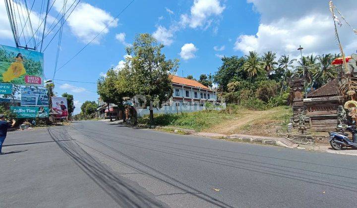 Land on the outskirts of the main road of sidan gianyar bali 2