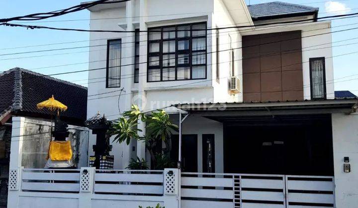 Rumah mininalis 2lt terawat Renon Denpasar Bali  1