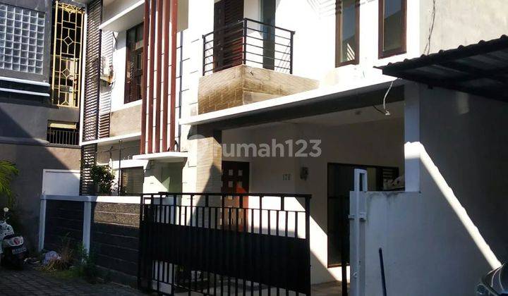 Rumah 2 lantai semi furnished renon Denpasar Bali 1