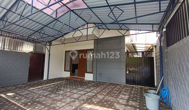 Comfortable, well-maintained 2-storey house in Renon Denpasar Bali  2