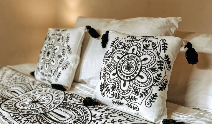 1-Story Furnished Villa Near Seminyak Beach Bali 2