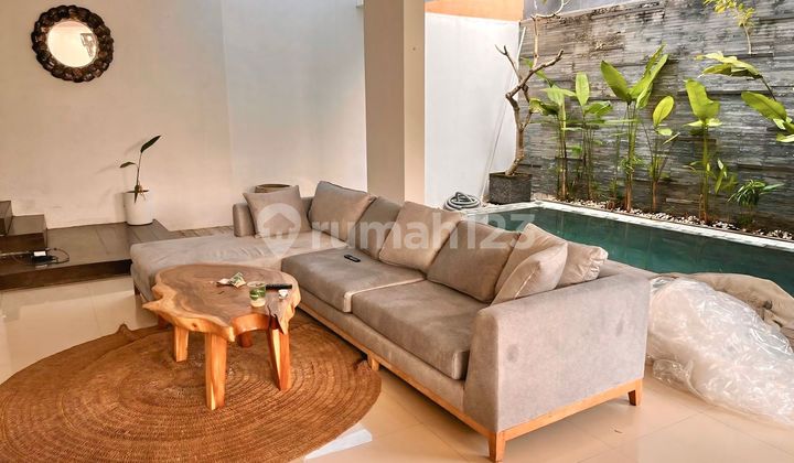 Furnished Villa Ready for Occupancy in Kerobokan, North Kuta, Bali
