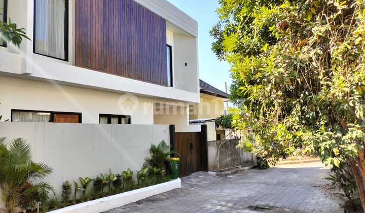 Vila Modern Dekat Kampus Udayana Jimbaran Bali