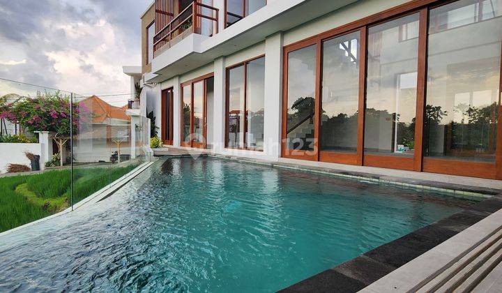 Super Spacious And Comfortable Villa Only 5 Minutes To Canggu Beach Bali 1