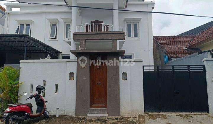 Rumah 2 Lantai Terawat Renon Denpasar Bali 1