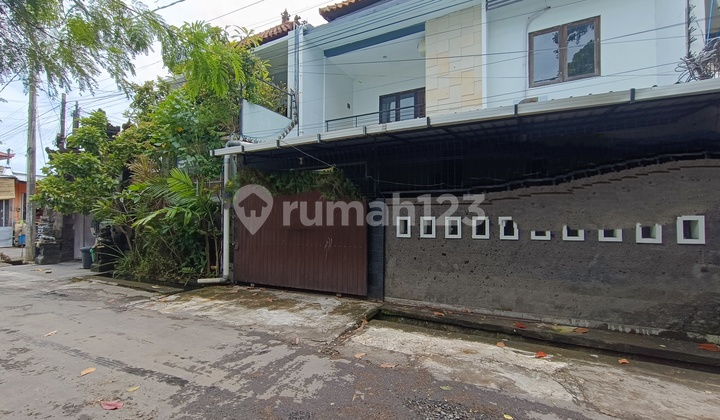 Rumah 2 Lantai 5 Menit ke Lapangan Renon Denpasar Bali 2
