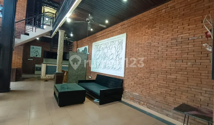 2-Story Classic Style Villa in Sanur Denpasar Bali