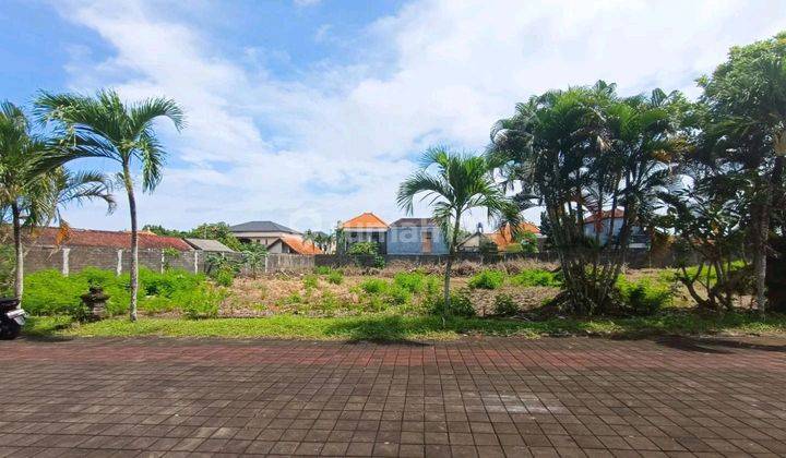 Tanah Datar Siap Bangun Lingkungan Hotel Dan Vila 1