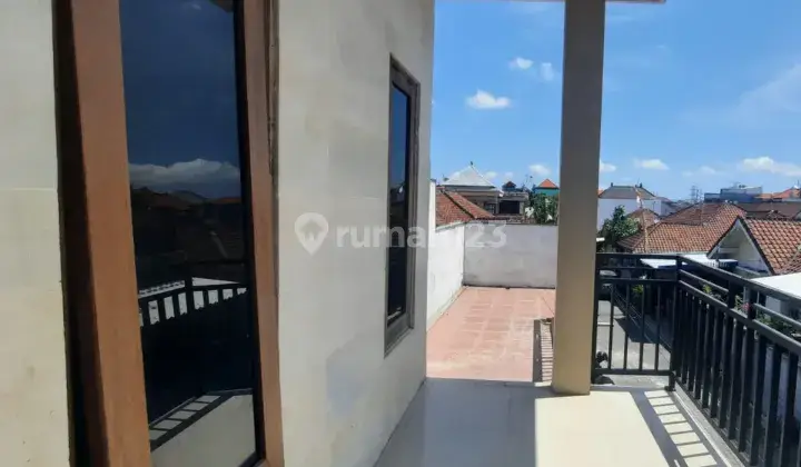 Rumah 2 Lantai Semi Villa Padangsambian Denpasar Bali 2