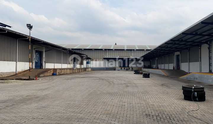 Warehouse Loading Dock Pondok Ungu Bekasi City