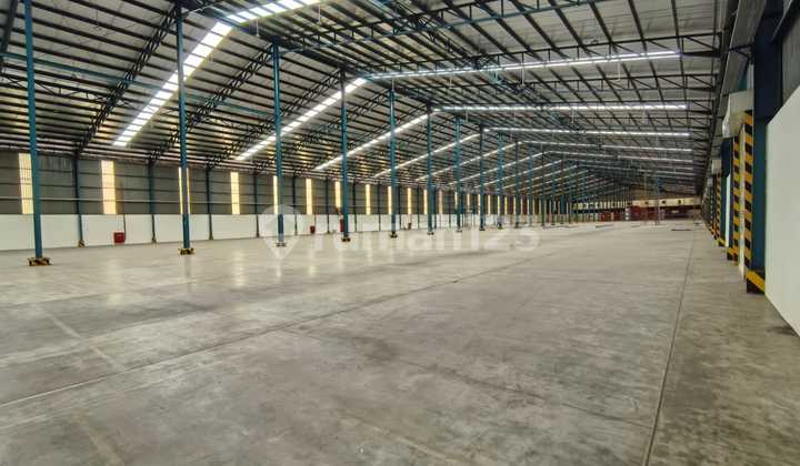 Gudang Loading Dock Cakung Cilincing Jakarta Utara