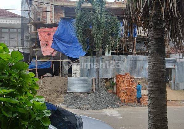 Rumah baru di Puri Indah Blok A hadap Timur SHM  2