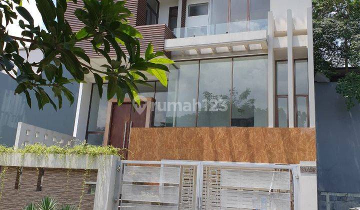 Rumah Baru 3 Lantai Siap Huni Permata Buana  1