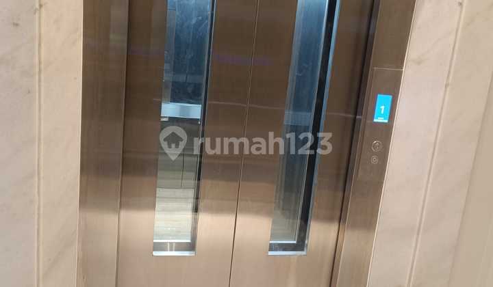 For Sale Luxury Brand New House Area Selong Senopati With Lift 26