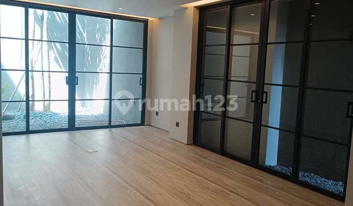 For Sale Luxury Brand New House Area Selong Senopati With Lift 38