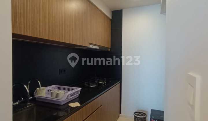 Best Unit Branz Mega Kuningan With Balcony Rent Fast 2