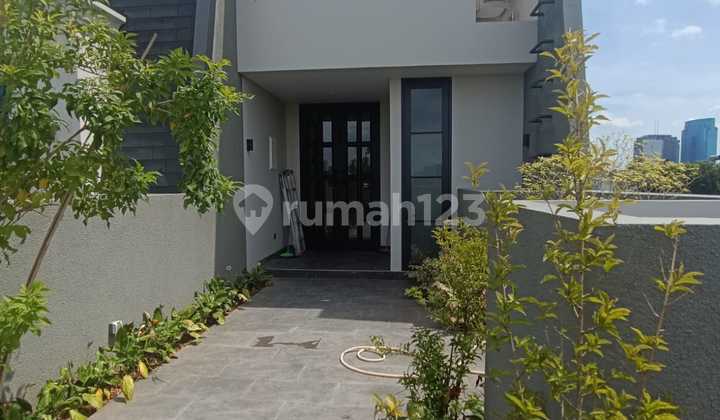 For Sale Luxury Brand New House Area Selong Senopati With Lift 46