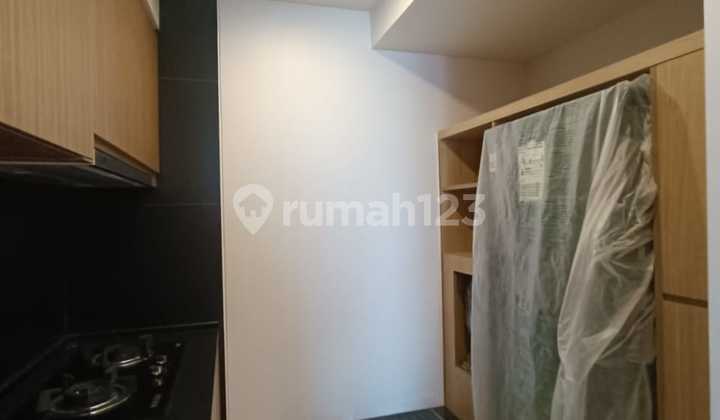 Best Unit Branz Mega Kuningan With Balcony Rent Fast 9
