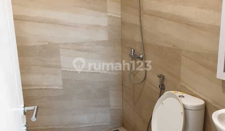 Dijual Cepat Rumah Nyaman di Cluster Menaggio 2