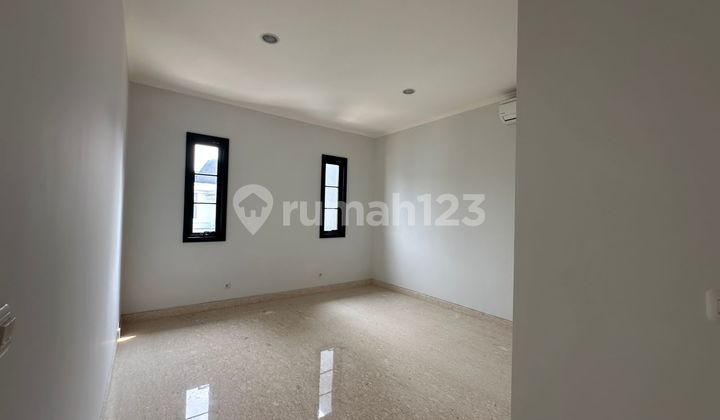 Hot Unit Winona, Alam Sutera – 3-Story Corner House, Marble & Lift, Ready to Occupy 2