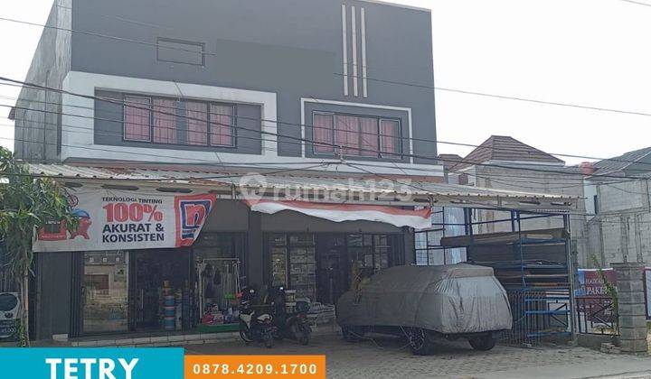 Ruko 2 lantai (ex toko bangunan) di Jalan Raya Gondang Cimuning, Setu Bekasi.  2