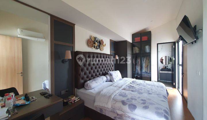 Waterfront Estate, Rumah Cantik Siap Huni Semifurnished, Lippo Cikarang 2