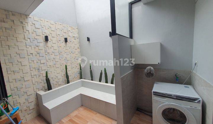 Waterfront Estate, Rumah Cantik Siap Huni Semifurnished, Lippo Cikarang 2