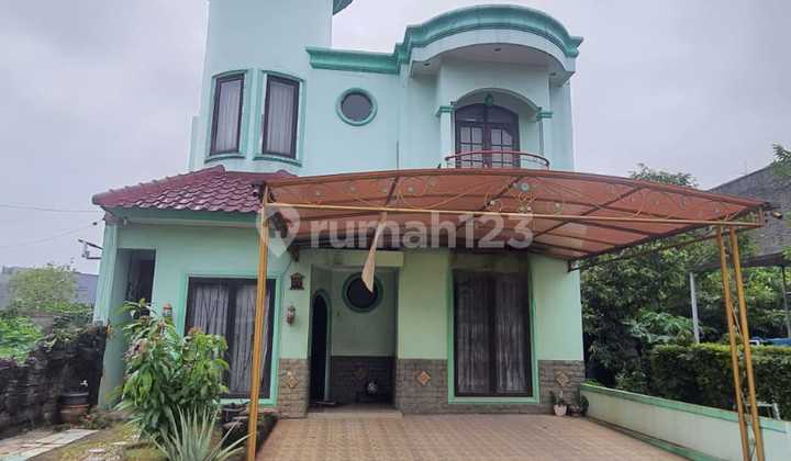 Puri Esperanza, a ready-to-occupy 2-story house near Hermina Kemakmuran Hospital.