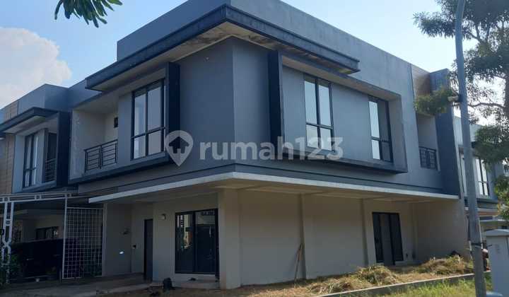 Rumah hoek 4 KT. Kingspoint Residence dekat Summarecon Bekasi. Rumah hoek 4 KT. Kingspoint Residence dekat Summarecon Bekasi.
