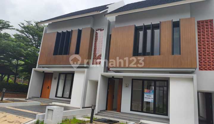 2.5-Story House, 4+1 Bedrooms, Ready to Occupy, Near Aeon BSD 2