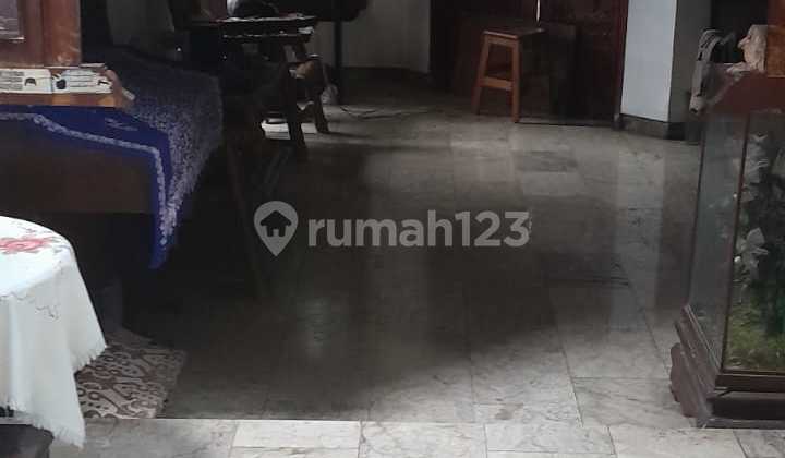 Rumah Berhalaman Luas Hitung Tanah saja!Lingkungan Yg Tenang Cocok Untuk Investasi Di Serua Ciputat 2