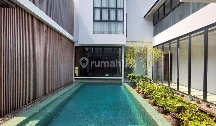 Rumah Premium Semi Furnished Siap Huni Selangkah Ke Pondok Indah 2