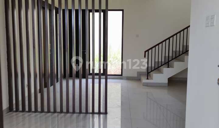 For Sale - 2-Storey Attached Ready-to-Occupy House in Arana Cluster | Harapan Indah 2