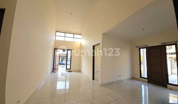 For Rent - Single-Story Hook House in Aralia Cluster, Harapan Indah Location: Harapan Indah - Aralia Cluster