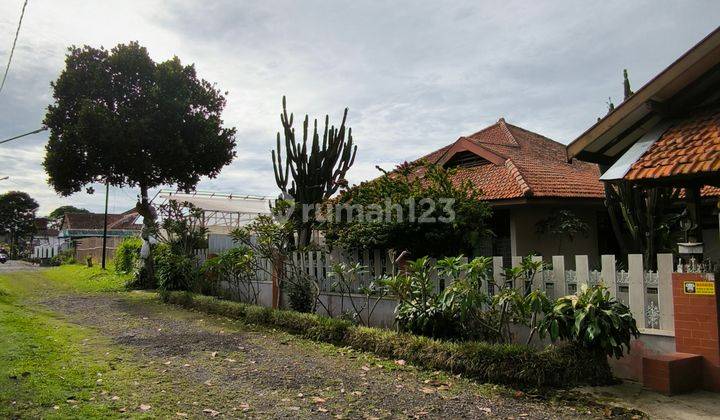 Rumah Villa Lembang View Gunung Asri Nyaman Furnished 2