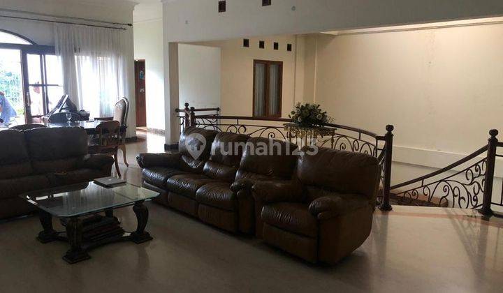 Rumah Lux 2 Lantai Tengah Kota di Cipaganti Bandung 2