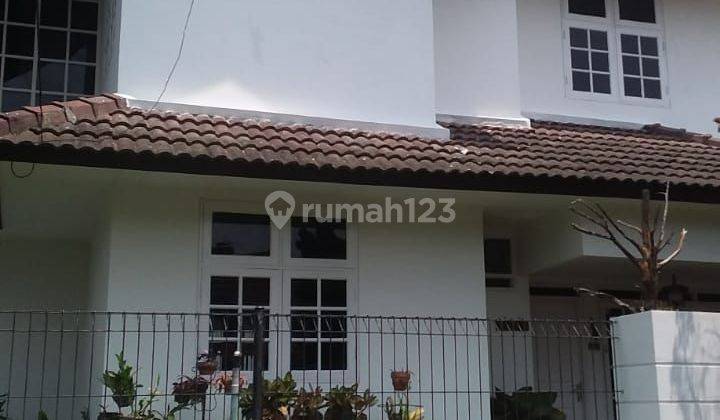 Rumah SHM di Cinere, Depok 1