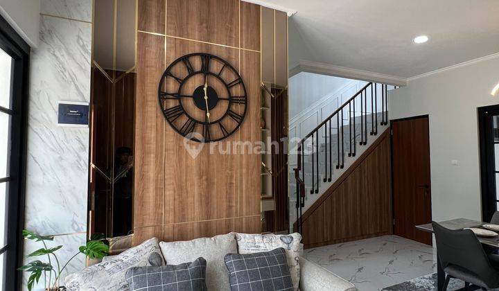 Rumah 2 Lantai Dengan Interior Yang Modern Dan Trendi  2