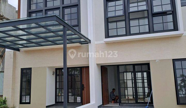 Rumah 2 Lantai Dengan Interior Yang Modern Dan Trendi  1