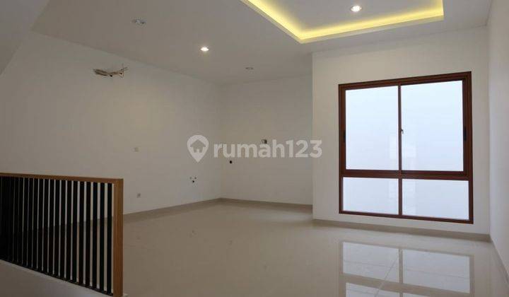 RUMAH BRAND NEW - SIAP HUNI KAWASAN ELITE KELAPA GADING 2