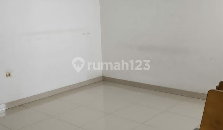 RUMAH CANTIK  BAGUS 2 LANTAI SIAP HUNI DI KELAPA GADING 2