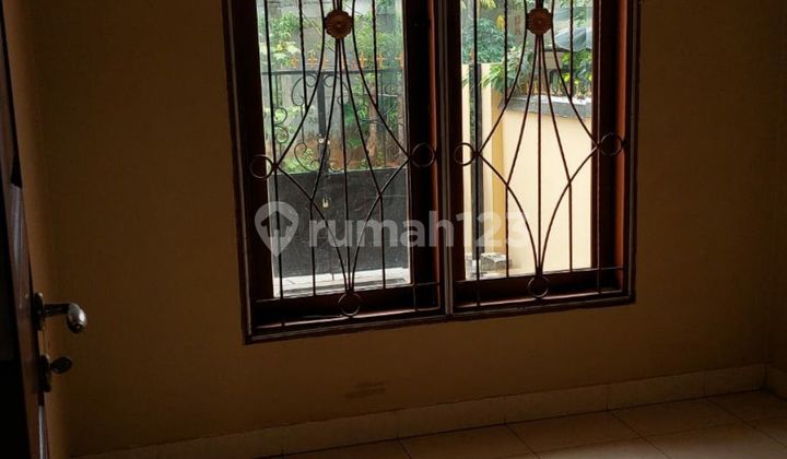 RUMAH BARU RENOVASI 2 LANTAI KELAPA GADING DIJUAL LINGKUNGAN MYAMAN DAN AMAN 2