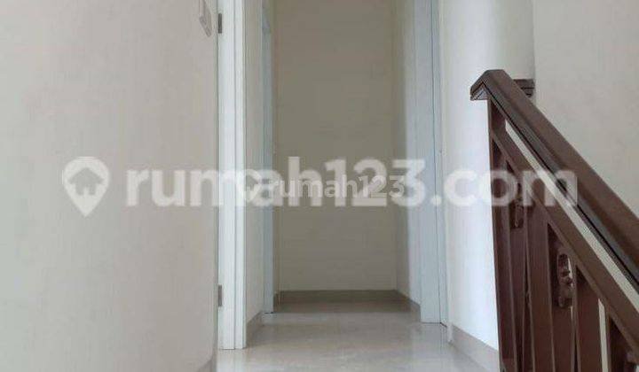 Rumah La Seine 2 Lantai Luas 105m2 Type 3+1kt di Jgc Cakung 2