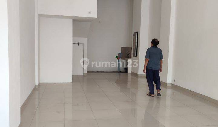 Ruko The Walk Siap Pakai 3 Lantai Luas 5x17 85m2 di JGC Cakung 2