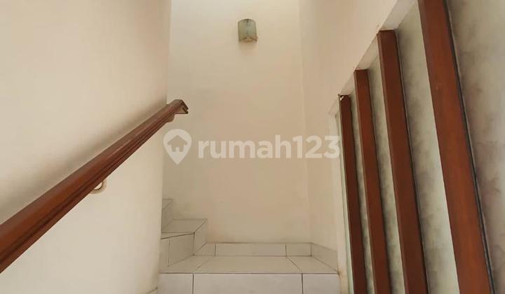 Disewakan Rumah 2Lt Type 3+1Kt Cluster Alamanda Jgc Cakung 2