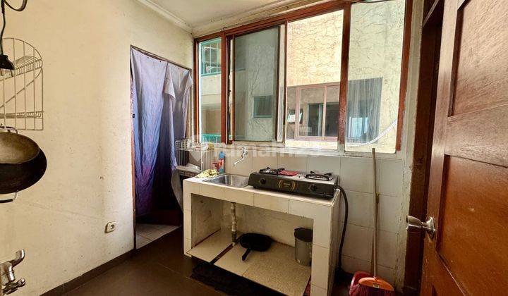 Apartemen 2+1Br Luas 100m Furnished di Graha Cempaka Mas 2